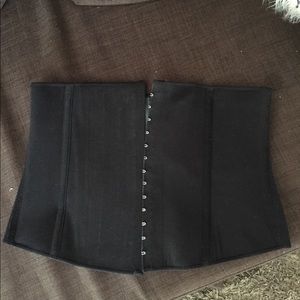 Waist trainer- never used